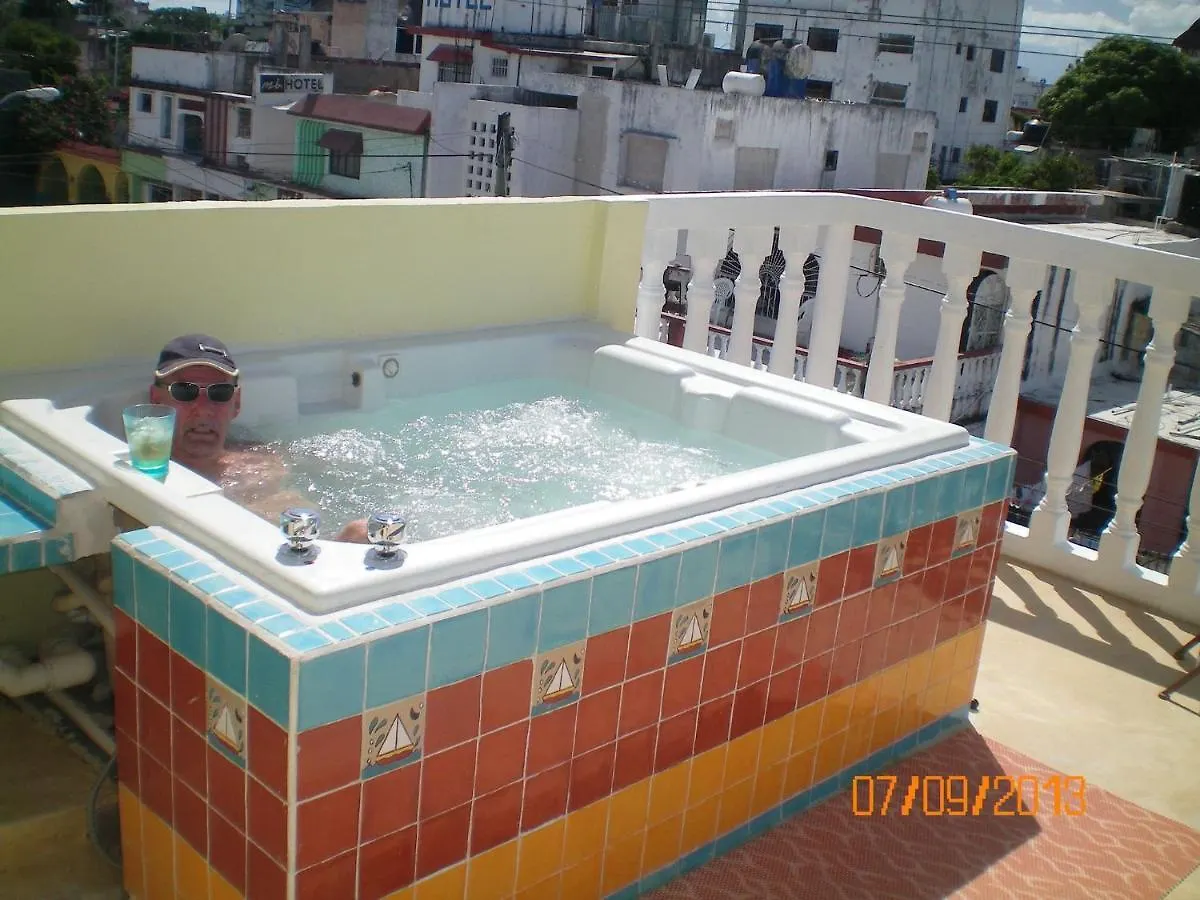 Cancun Guest House 4 Terrace Tub Mexico